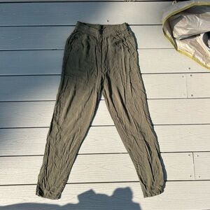 H&M linen green pants